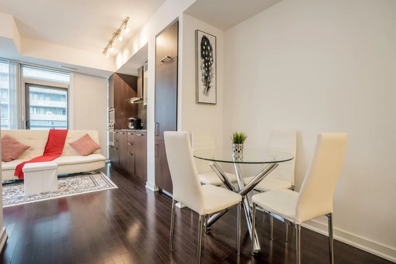 Aaira Suites Toronto 0*,  Canada