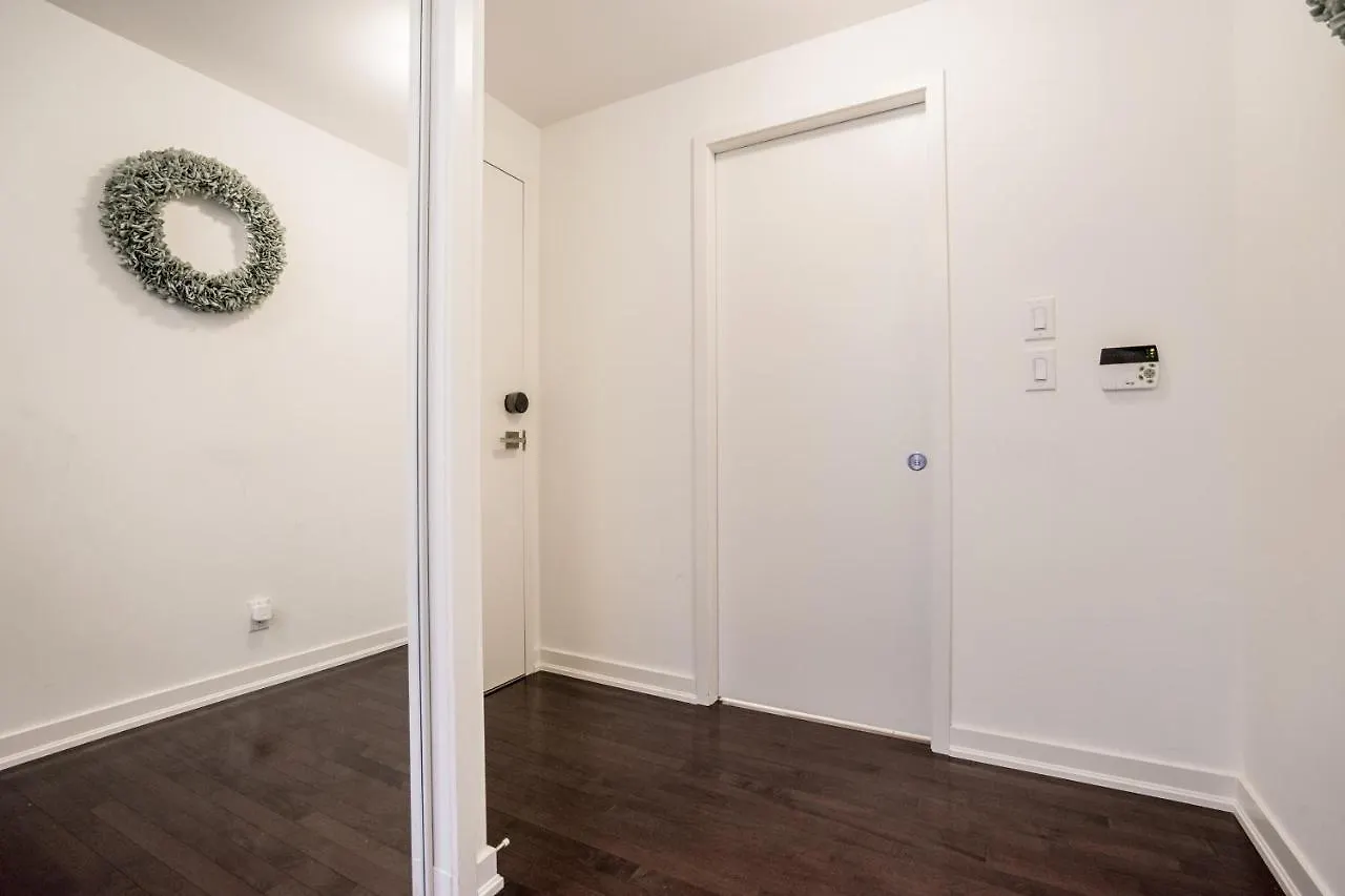 Aaira Suites Toronto Apartment